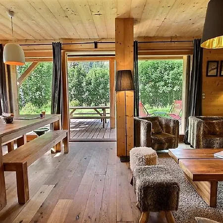 Prestige Cheminee Vue Excep Serrechevalierholidays